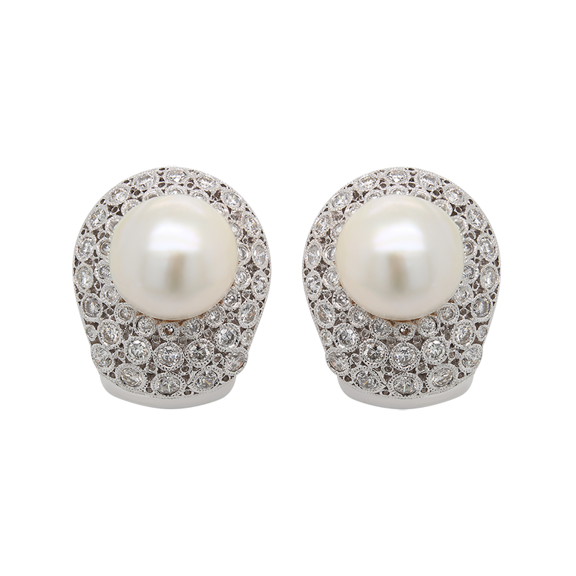 Vintage Retro Style Pearl Cluster Bridal Earrings by luxedeluxe | Pearl  earrings wedding, Bridal jewelry, Wedding jewelry