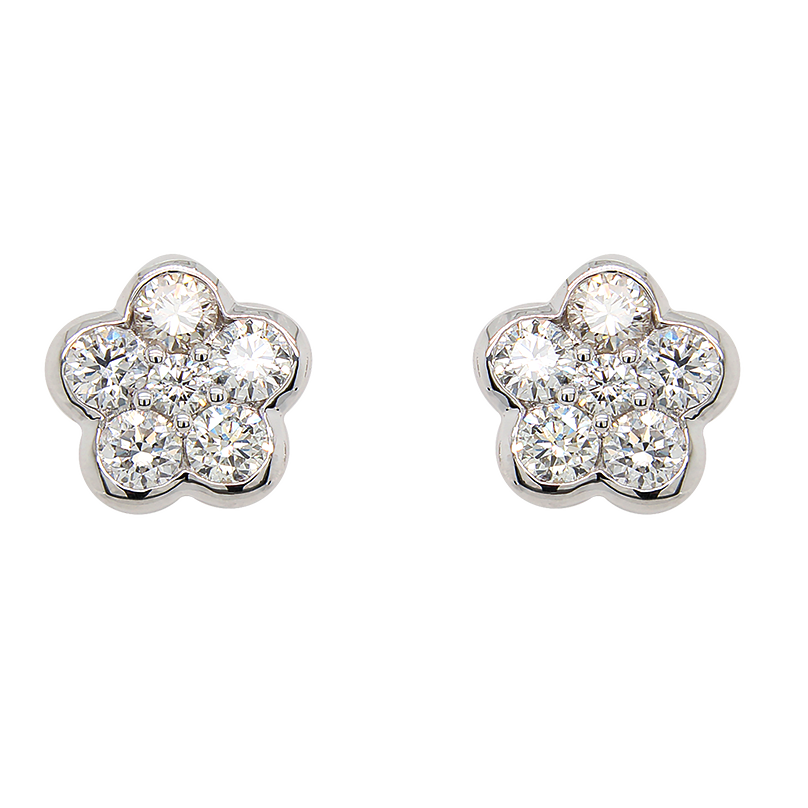 Real Diamonds Daily Wear Diamond Studded Gold Earring, 10Kt at Rs  37700/pair in Mumbai